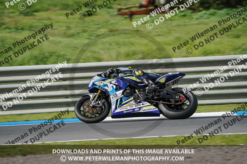 estoril;event digital images;motorbikes;no limits;peter wileman photography;portugal;trackday;trackday digital images